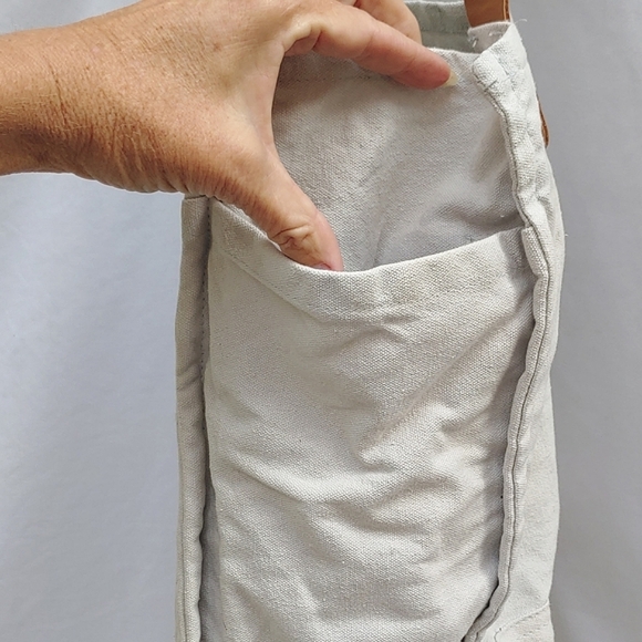 Canvas FEED project tote, lots of pockets, leather straps, inside zip pocket - Picture 5 of 11